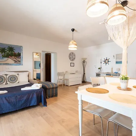 Apartment Antonella's House - S *